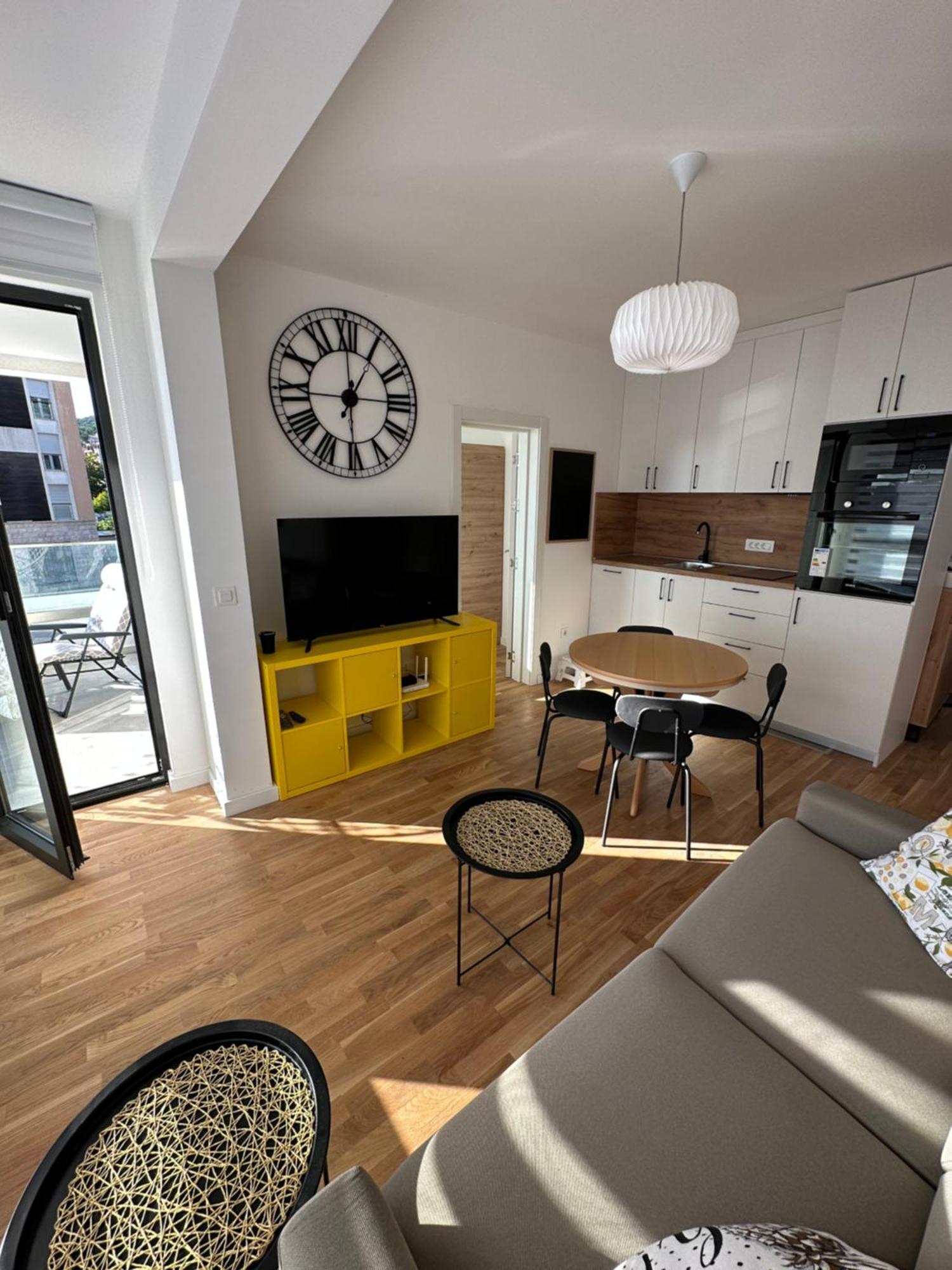 Апартаменти Apartman Javi Бар Екстер'єр фото